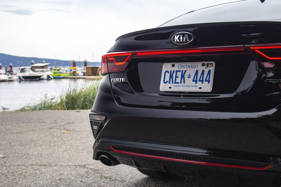 Детали экстерьера Kia Forte GT (BD) 2019 года  (NA) (фото 22 из 32)